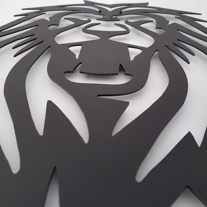 ROARING%20LION