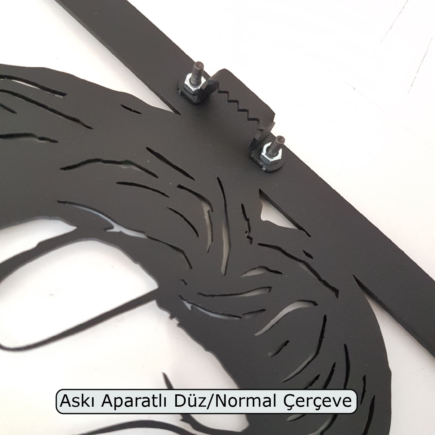 METAL PORTRE