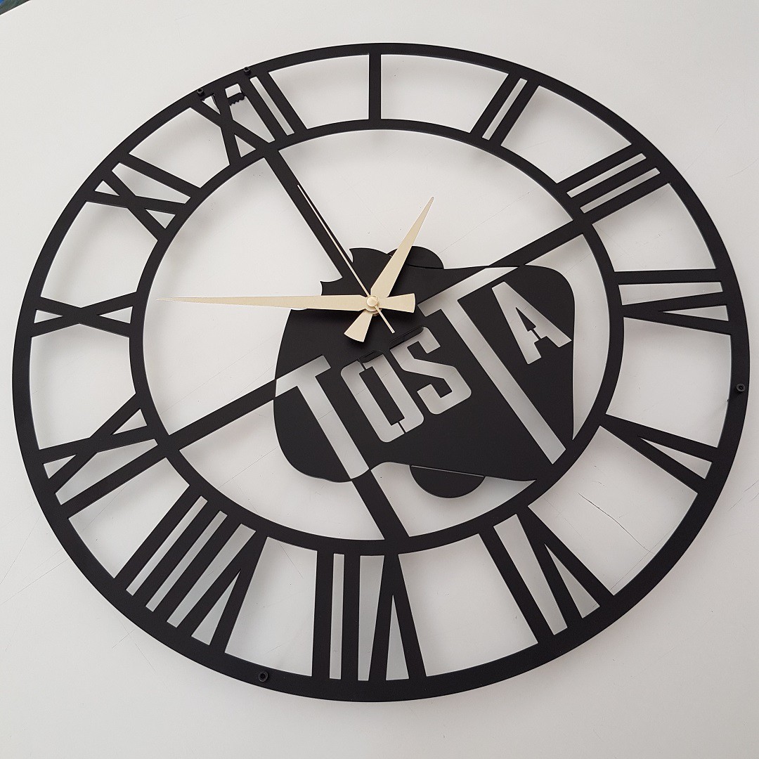 CUSTOM%20DESIGN%20CLOCKS